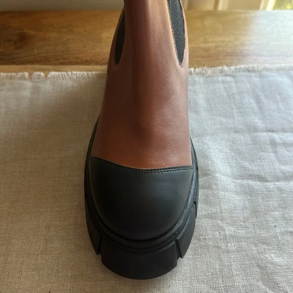 Free People Maren Mid Chelsea Black and Brown Women's Boots - 38.5